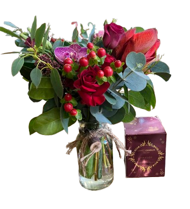 Small romantic jar arrangement with Lovato candle
